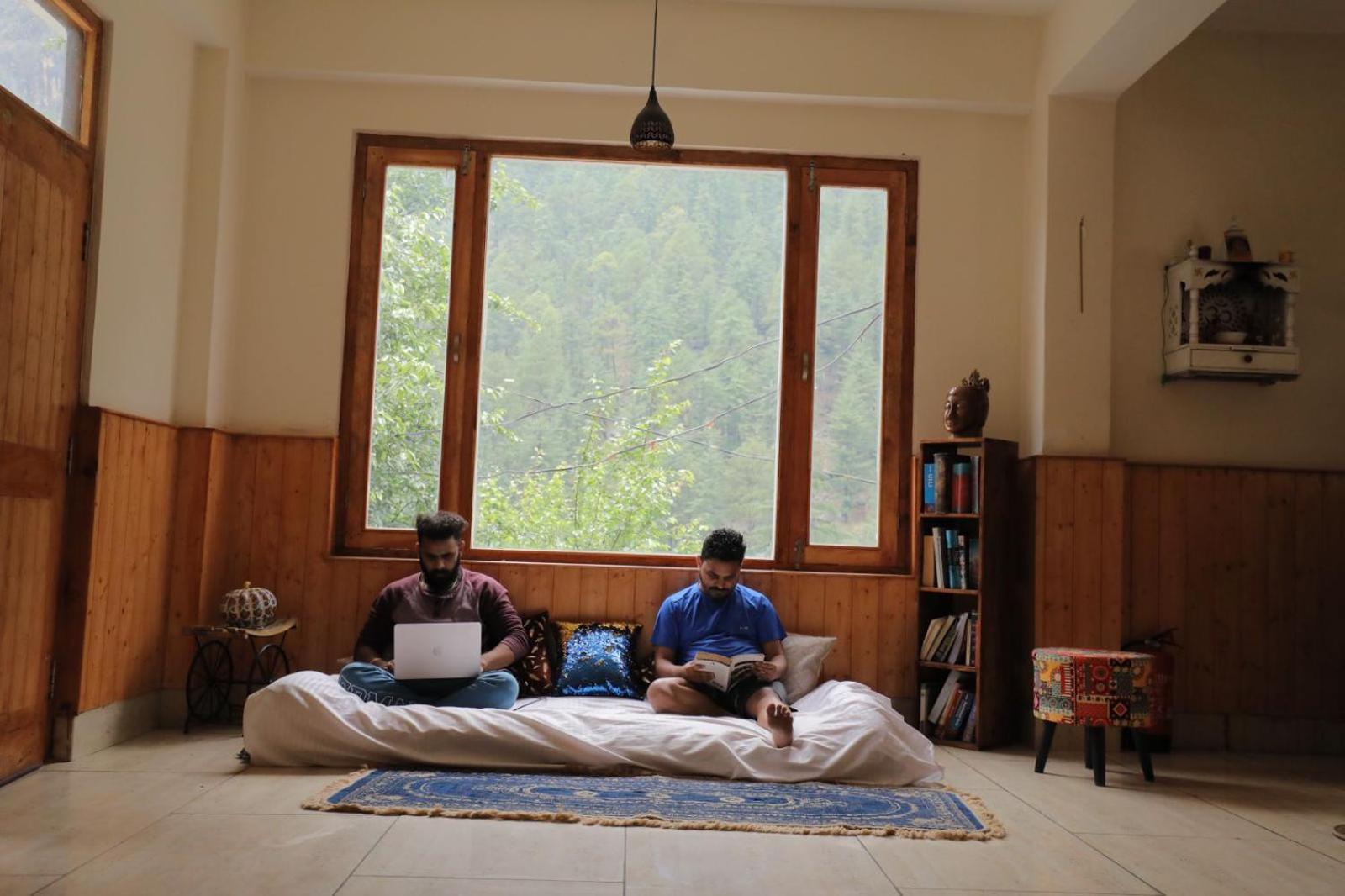 Shangri-La Rooms & Restaurant Kasol Dış mekan fotoğraf